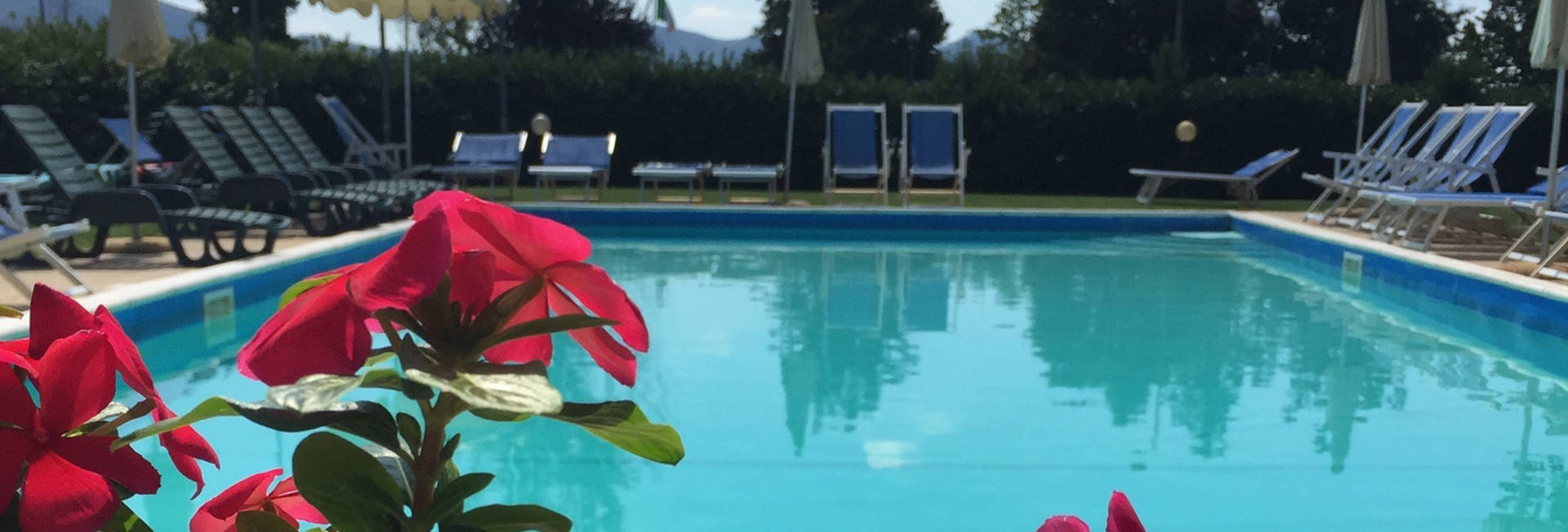 hotel con piscina trasimeno 8