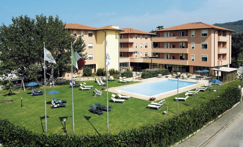 hotel con piscina trasimeno 4